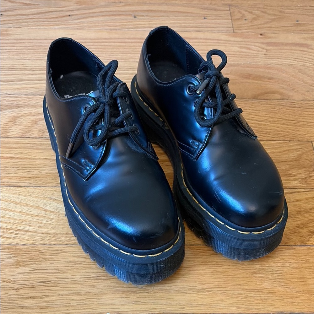 Women’s Dr. Martens smooth leather platform oxfords